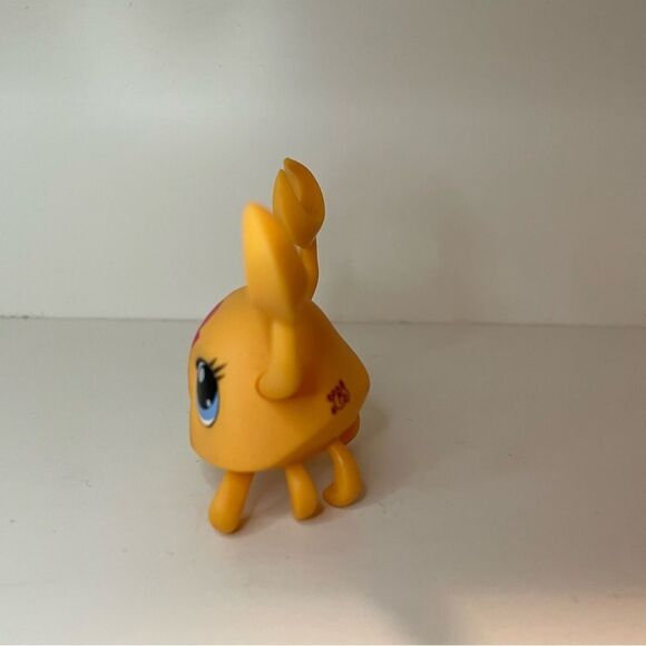 Littlest Pet Shop Candy Swirl Orange Crab  Sweet Delights #3329 - Picture 4 of 5